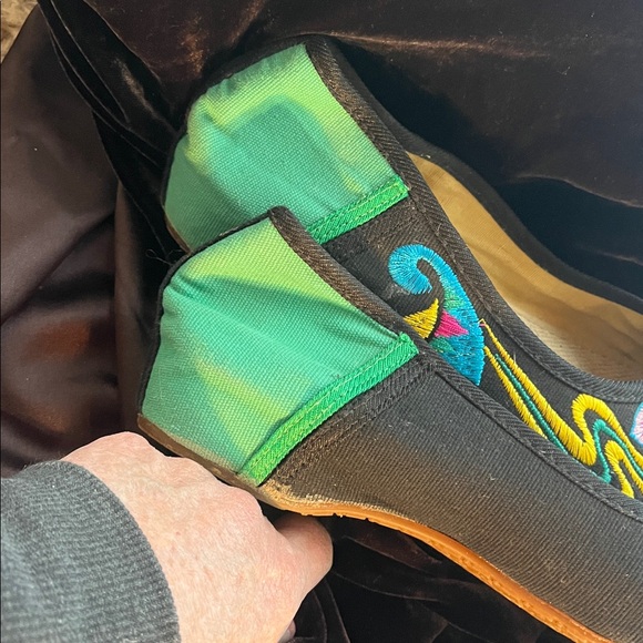 Butterfly flats🦋 - Picture 3 of 6